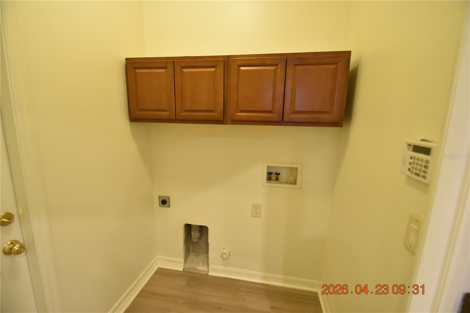 Image 22 of 55 For 30633 Totteridge Place