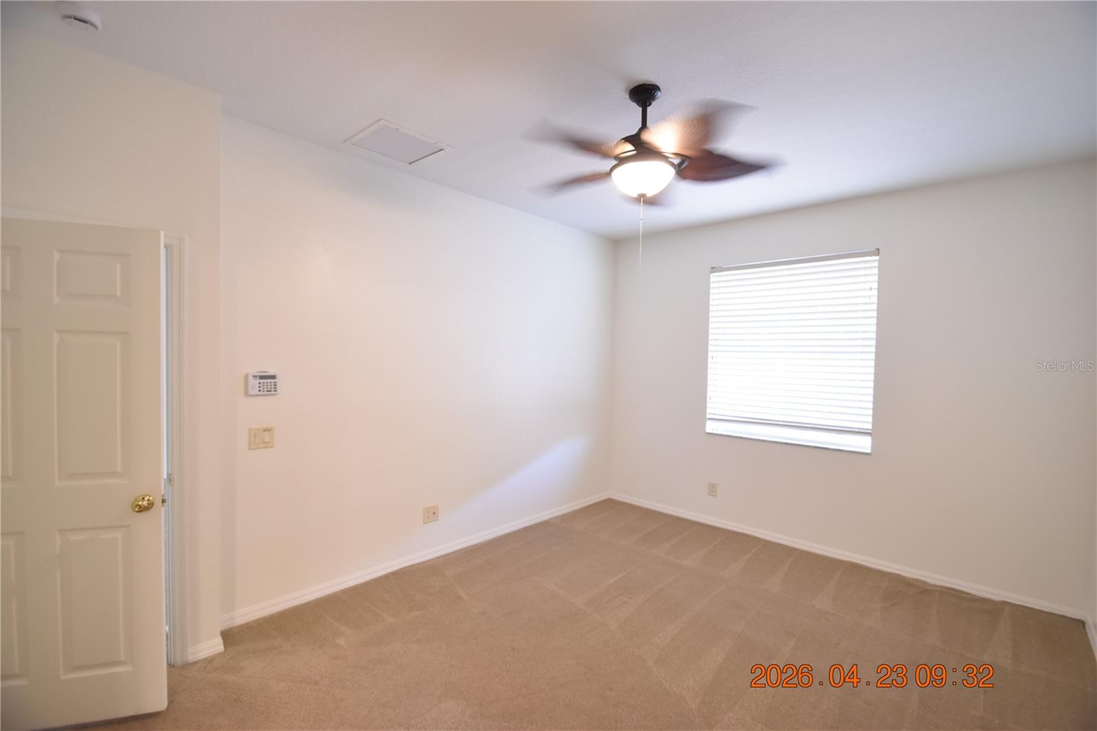 Image 24 of 55 For 30633 Totteridge Place