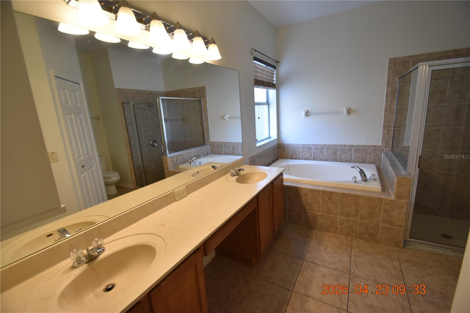 Image 27 of 55 For 30633 Totteridge Place