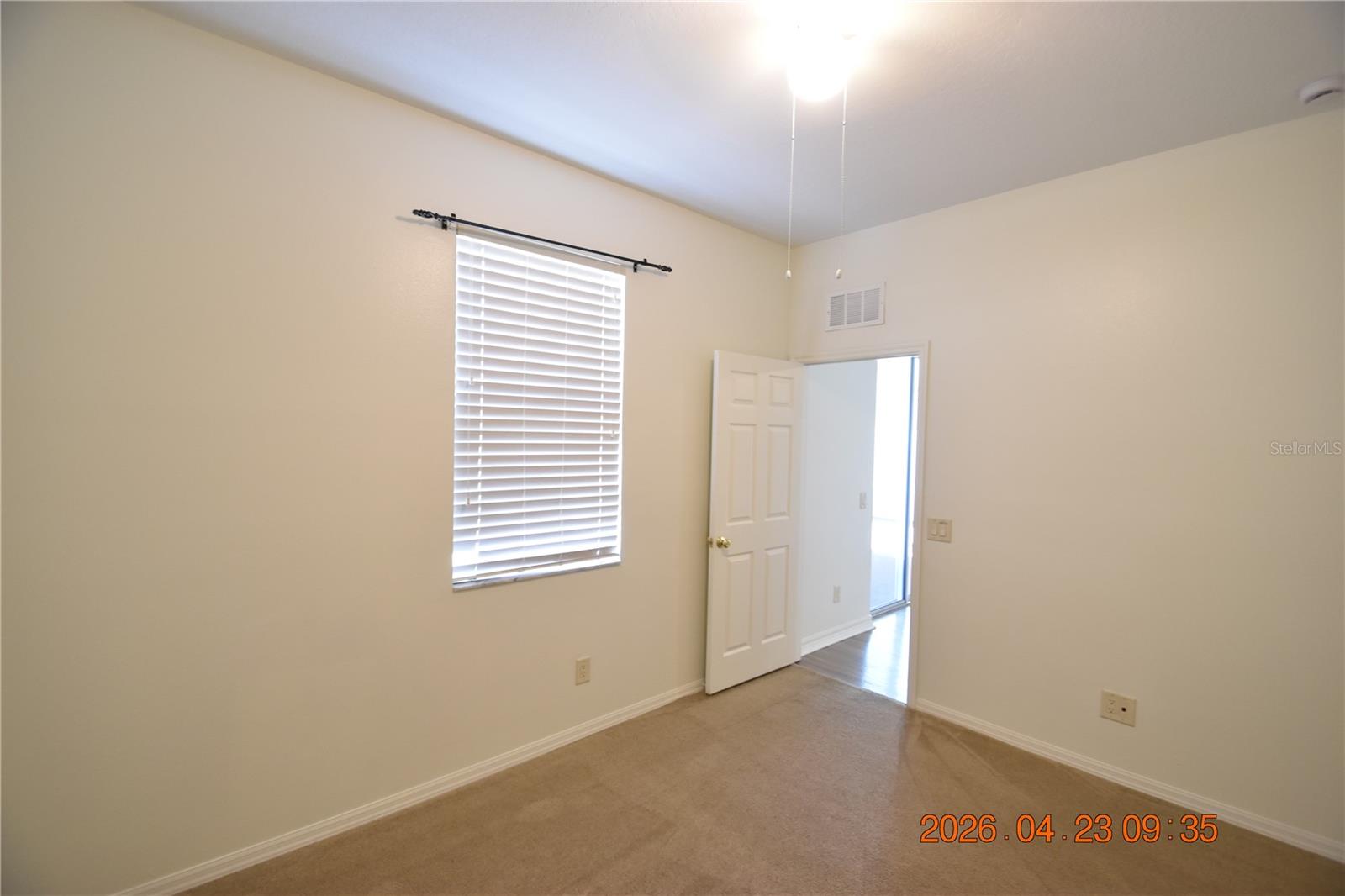 Image 33 of 55 For 30633 Totteridge Place
