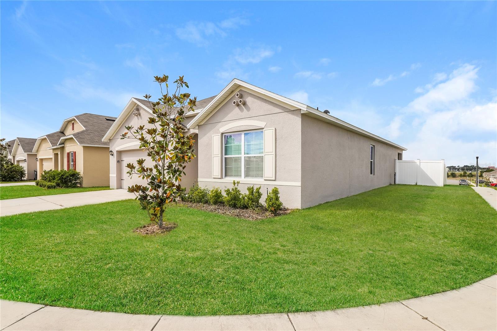 Image 3 of 5 For 203 Bella Drive
