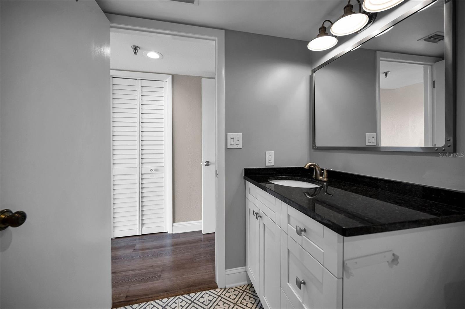 Image 55 of 100 For 2 Adalia Avenue 605