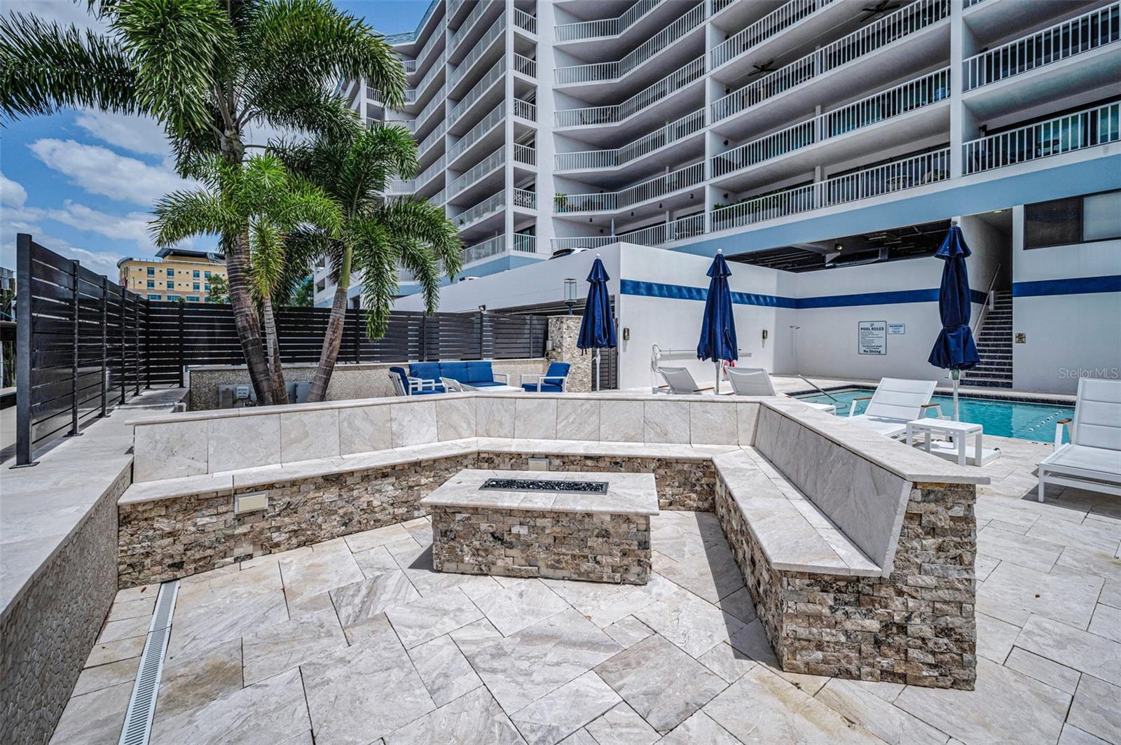 Image 75 of 100 For 2 Adalia Avenue 605