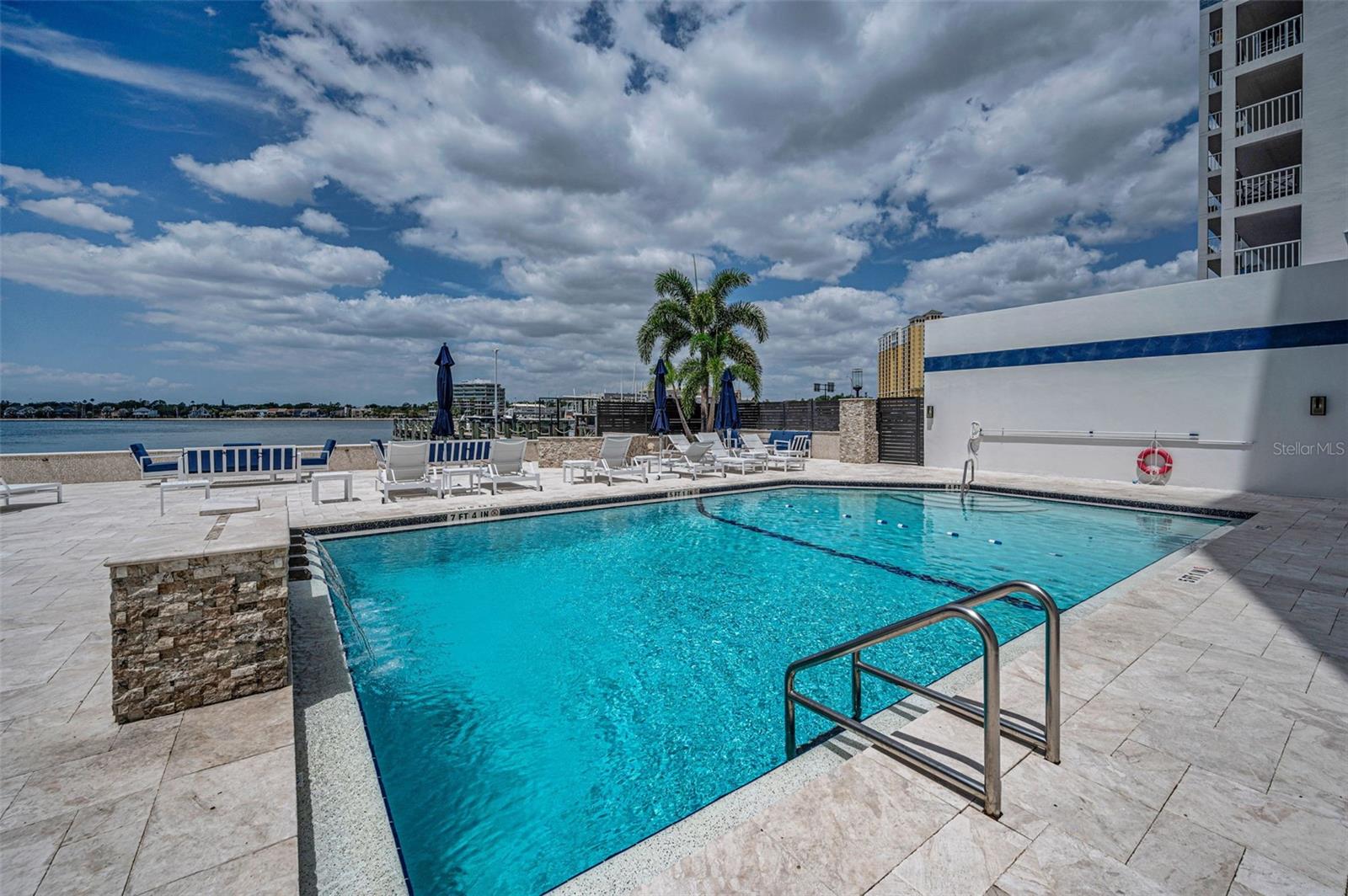 Image 85 of 100 For 2 Adalia Avenue 605