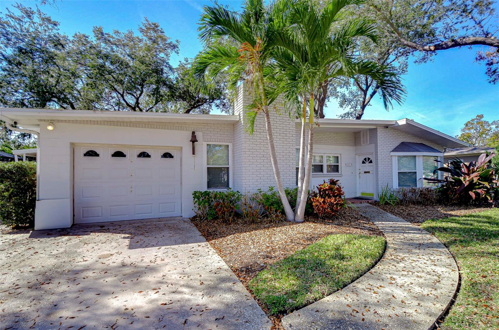 Image 8 of 13 For 3621 Belcher Drive