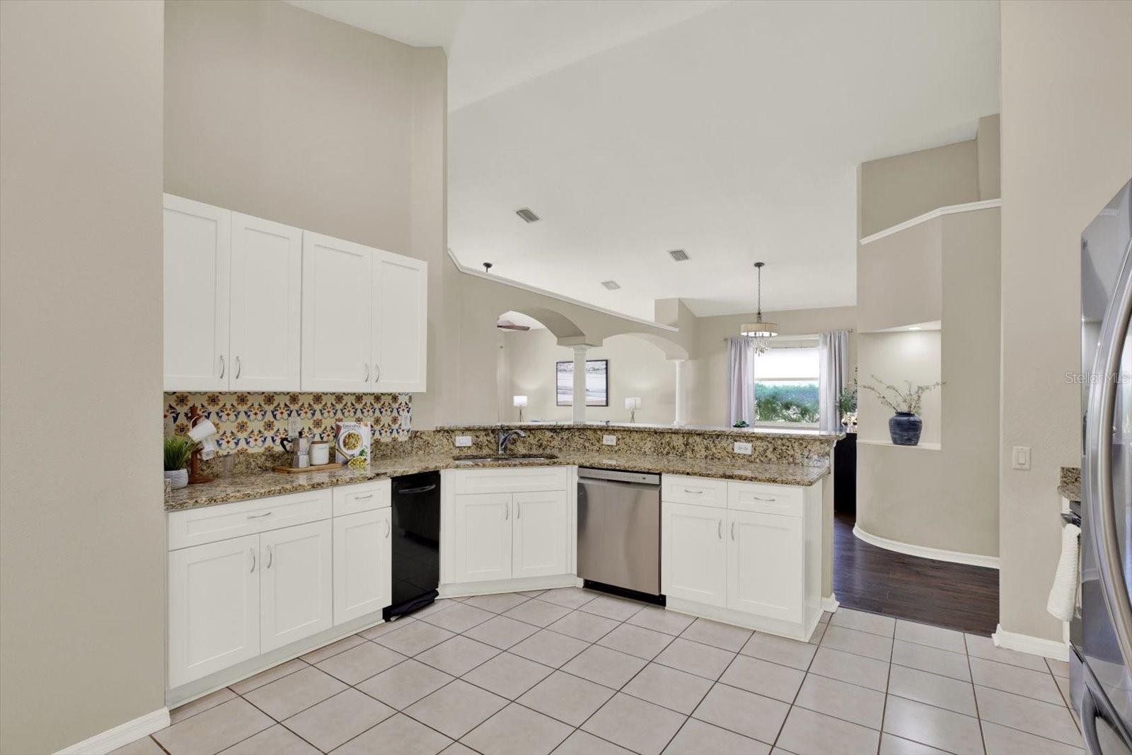 Image 12 of 67 For 18019 Java Isle Drive
