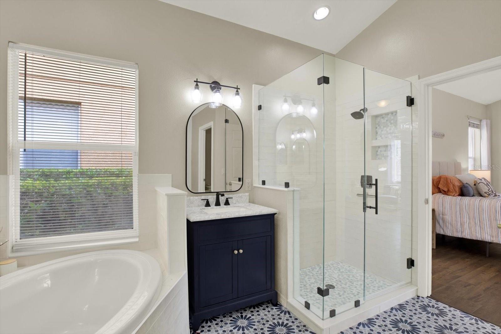 Image 32 of 67 For 18019 Java Isle Drive