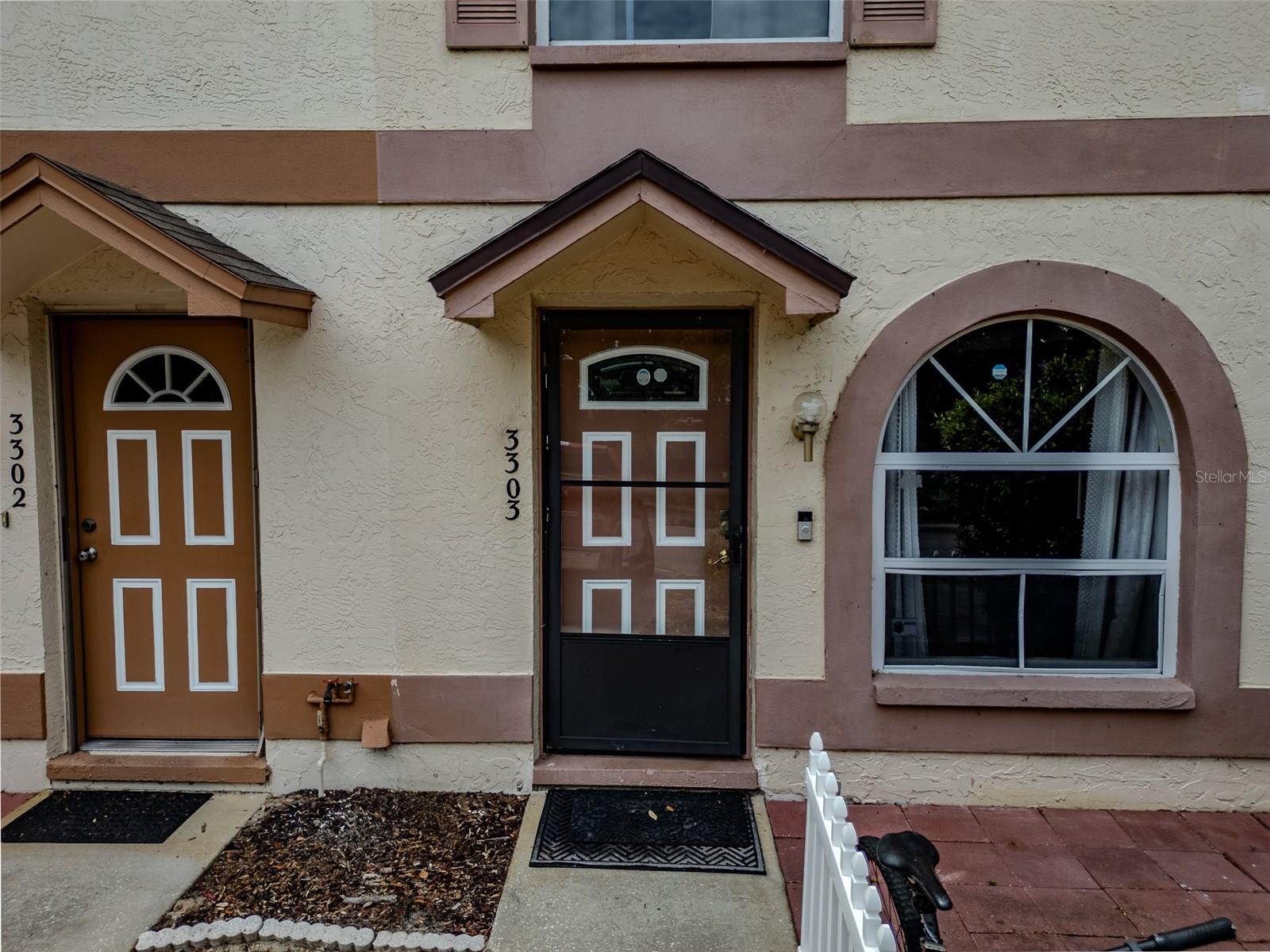 Listing photo id 0 for 3303 Brigadoon Drive