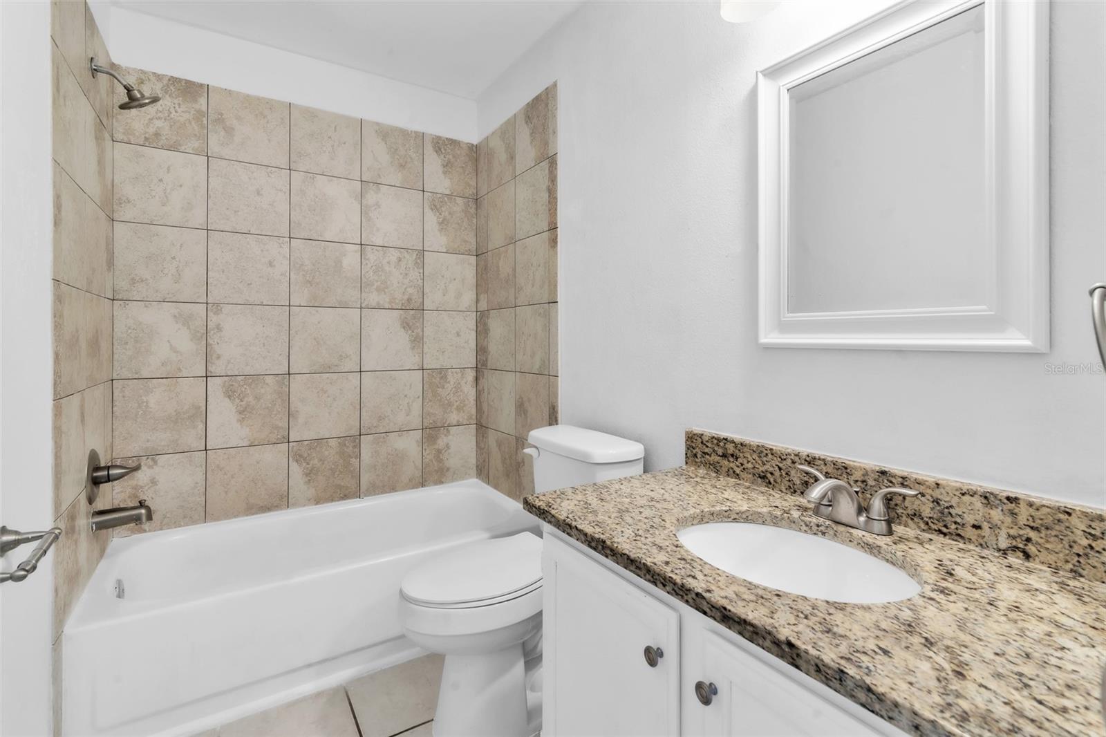 Listing photo id 23 for 3303 Brigadoon Drive