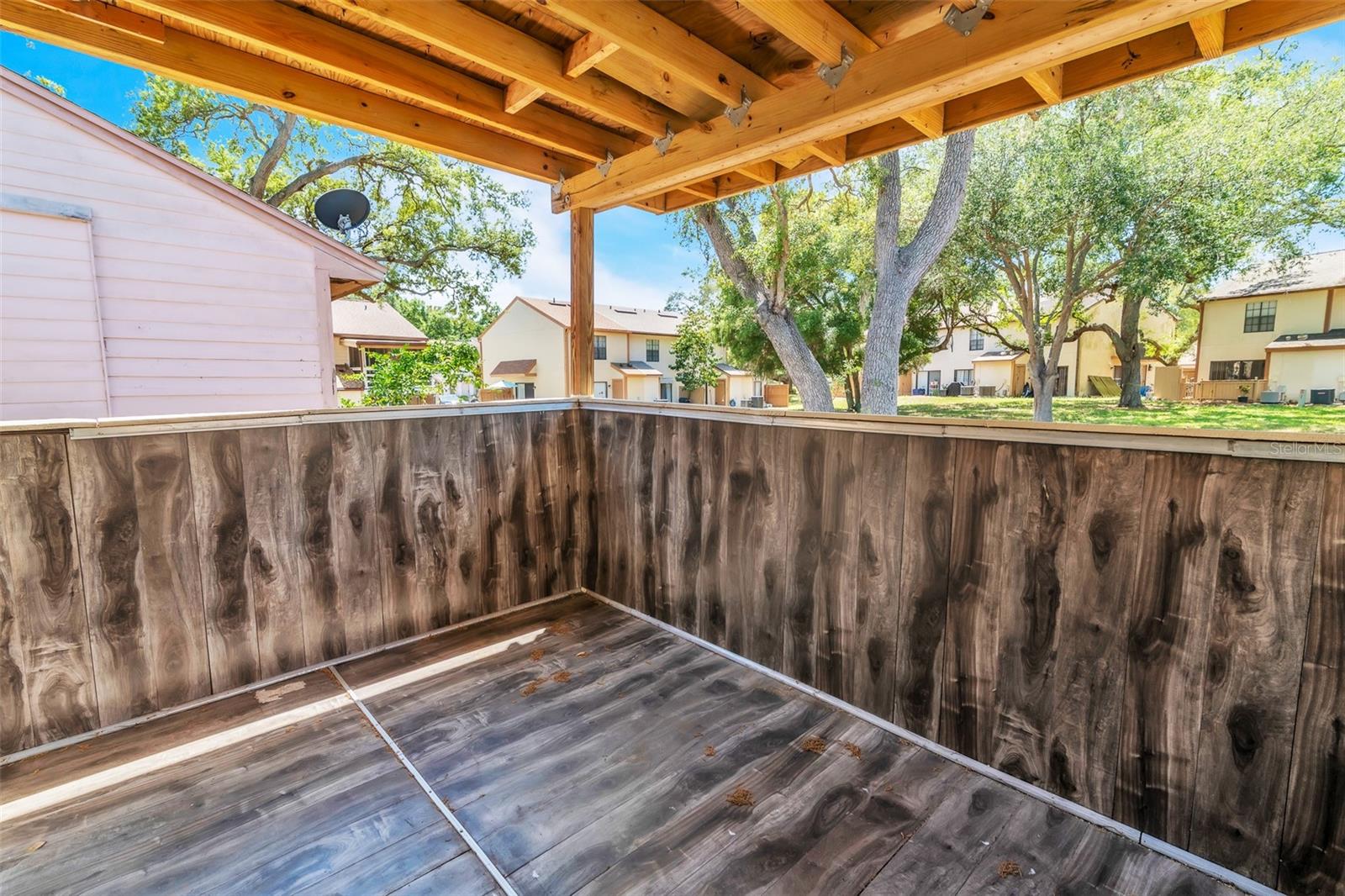 Listing photo id 28 for 3303 Brigadoon Drive