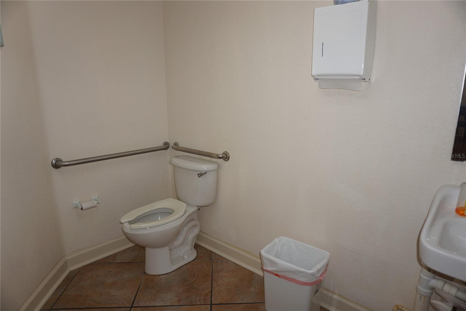 Image 10 of 21 For 2910 Waters Avenue