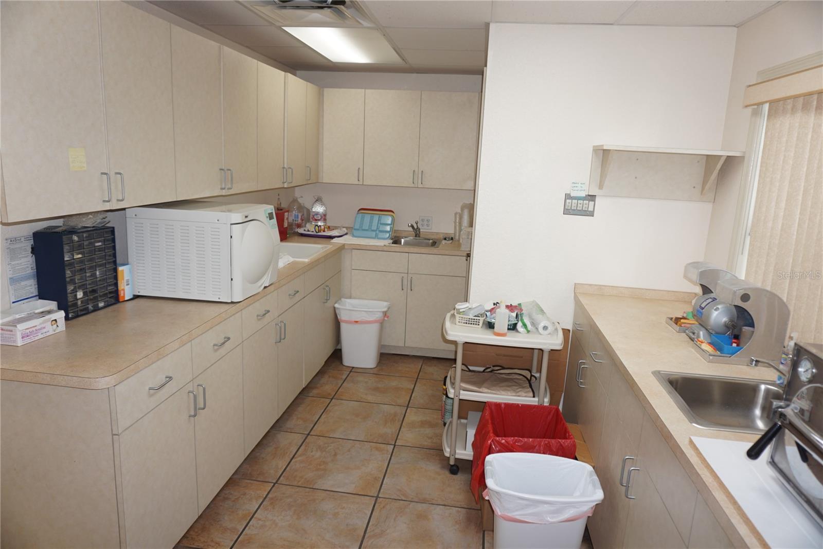 Image 9 of 21 For 2910 Waters Avenue