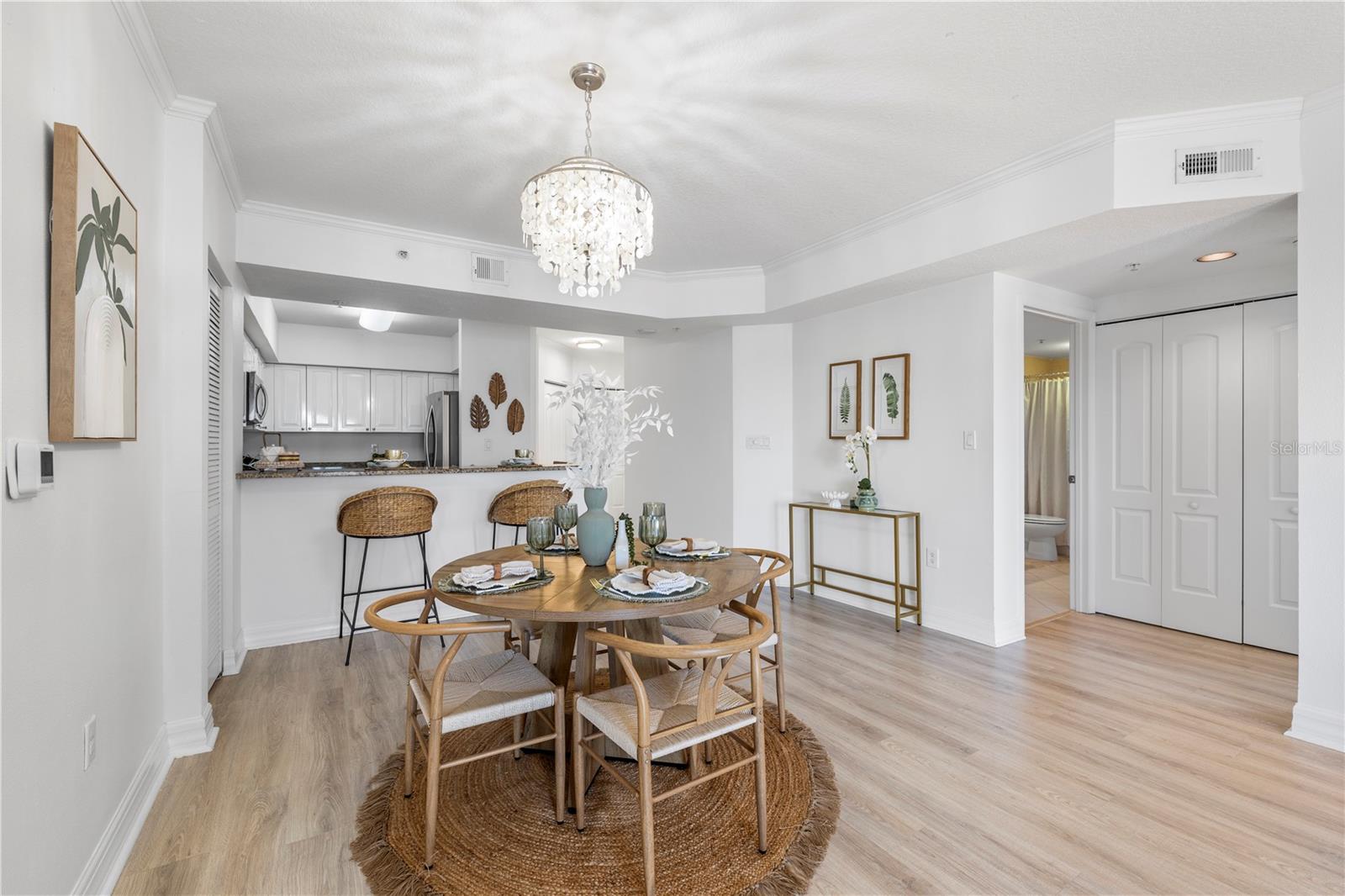 Image 15 of 70 For 4516 Seagull Drive 302