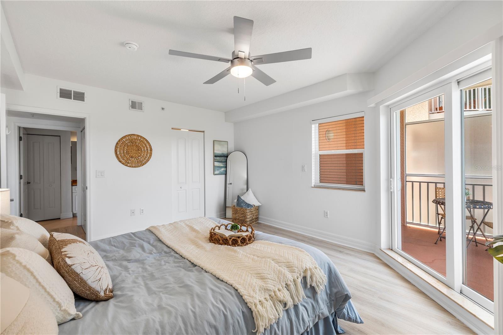 Image 43 of 70 For 4516 Seagull Drive 302