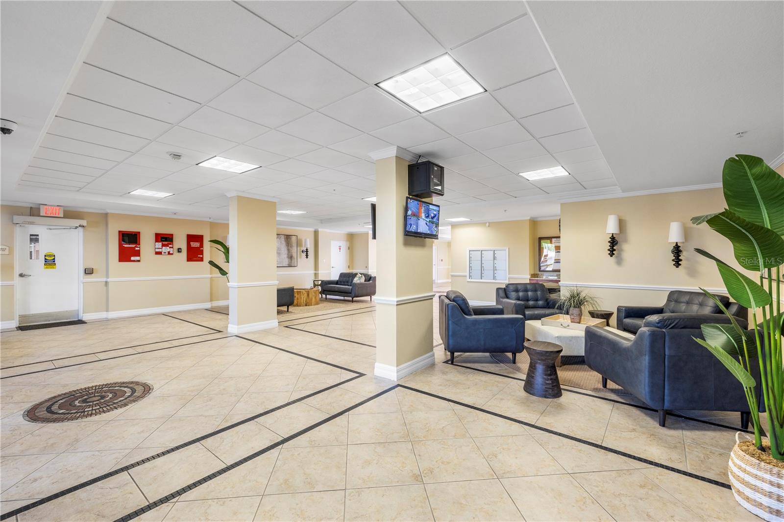 Image 7 of 70 For 4516 Seagull Drive 302