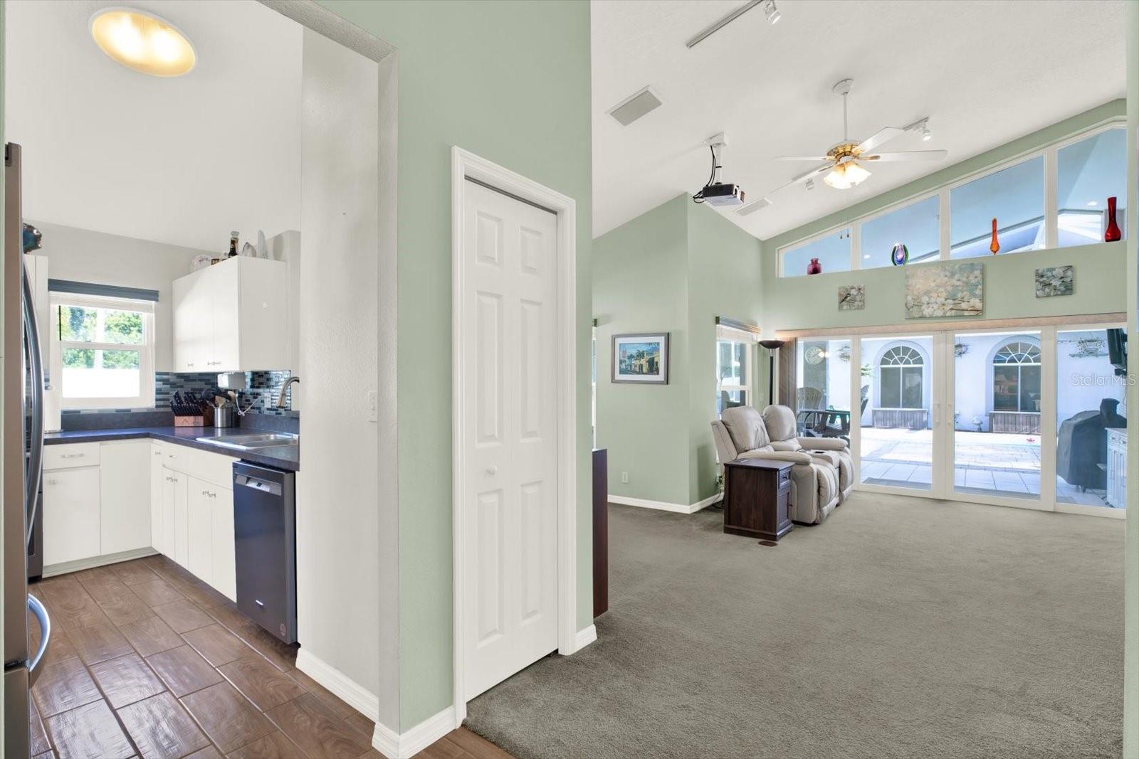 Listing photo id 8 for 5797 147th Avenue N