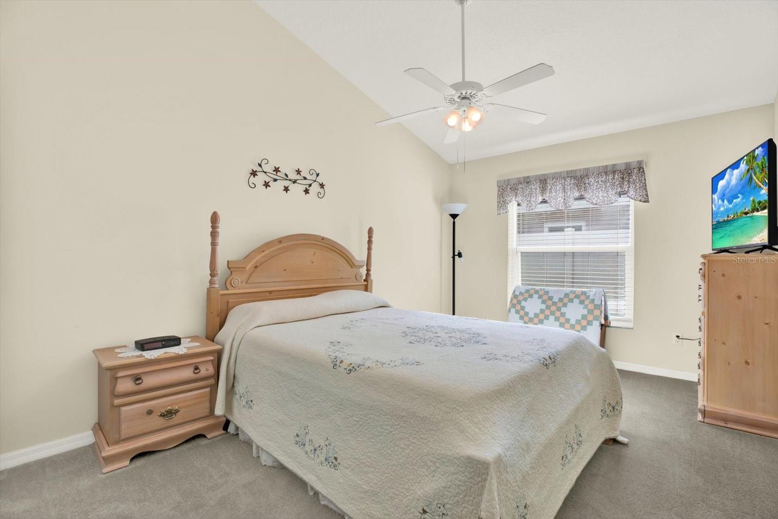 Listing photo id 18 for 5797 147th Avenue N