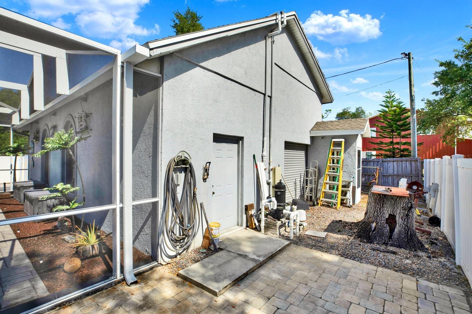 Listing photo id 1 for 5797 147th Avenue N