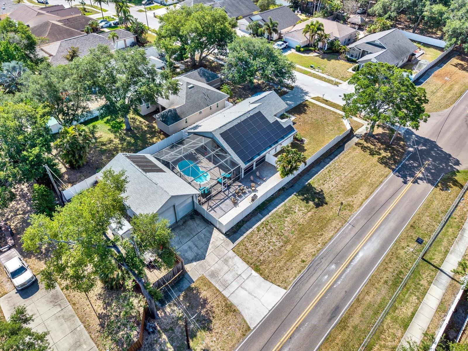 Listing photo id 29 for 5797 147th Avenue N