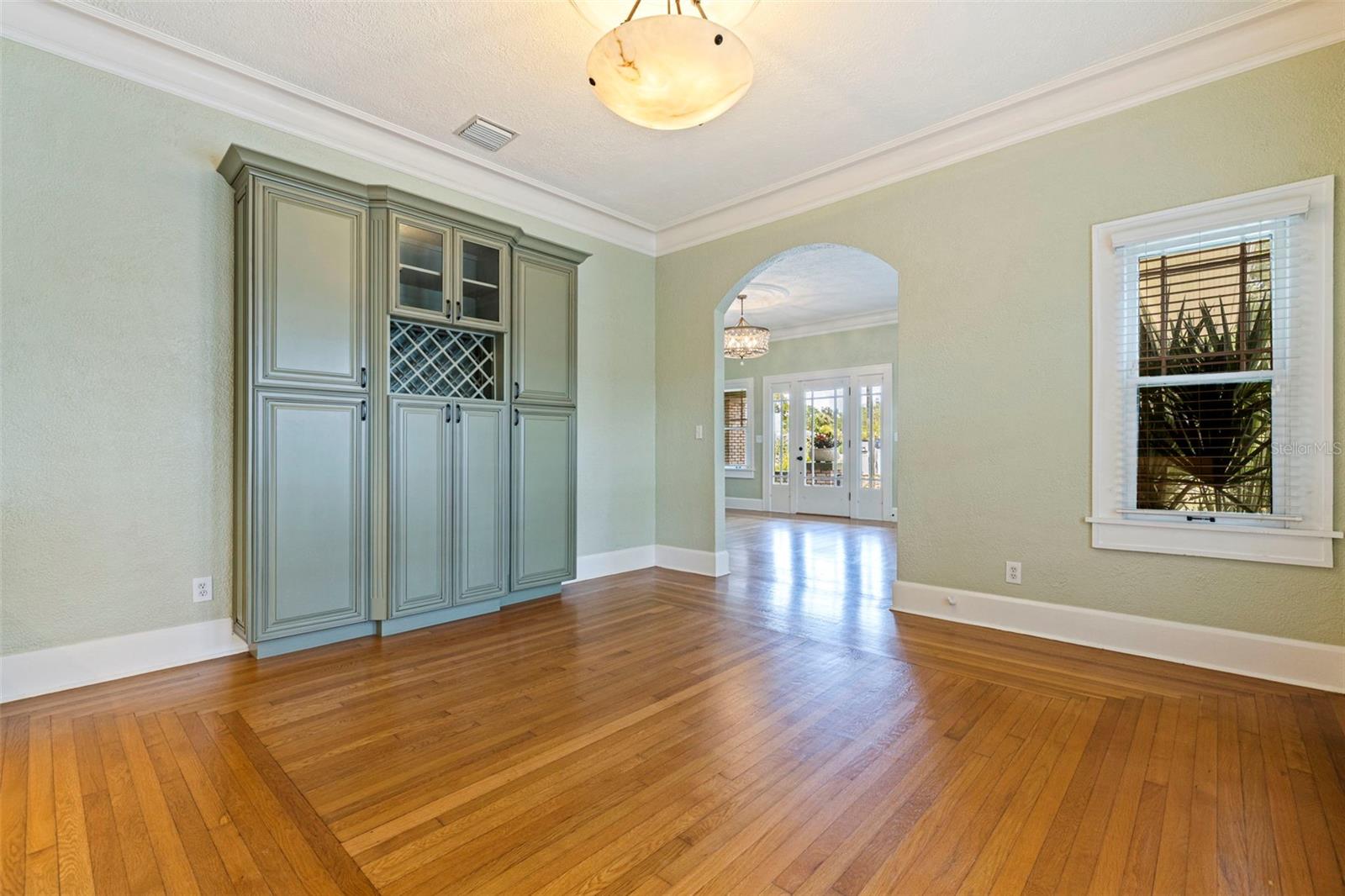 Image 15 of 68 For 1260 10th Street N