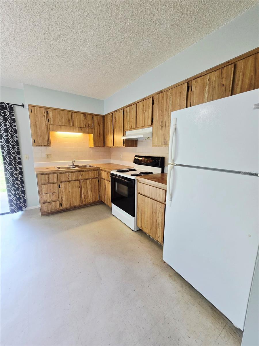 Image 8 of 19 For 7615 Fern Place 7
