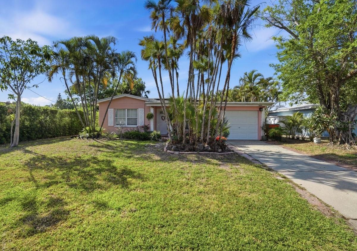 Image 30 of 31 For 6650 Hibiscus Avenue S
