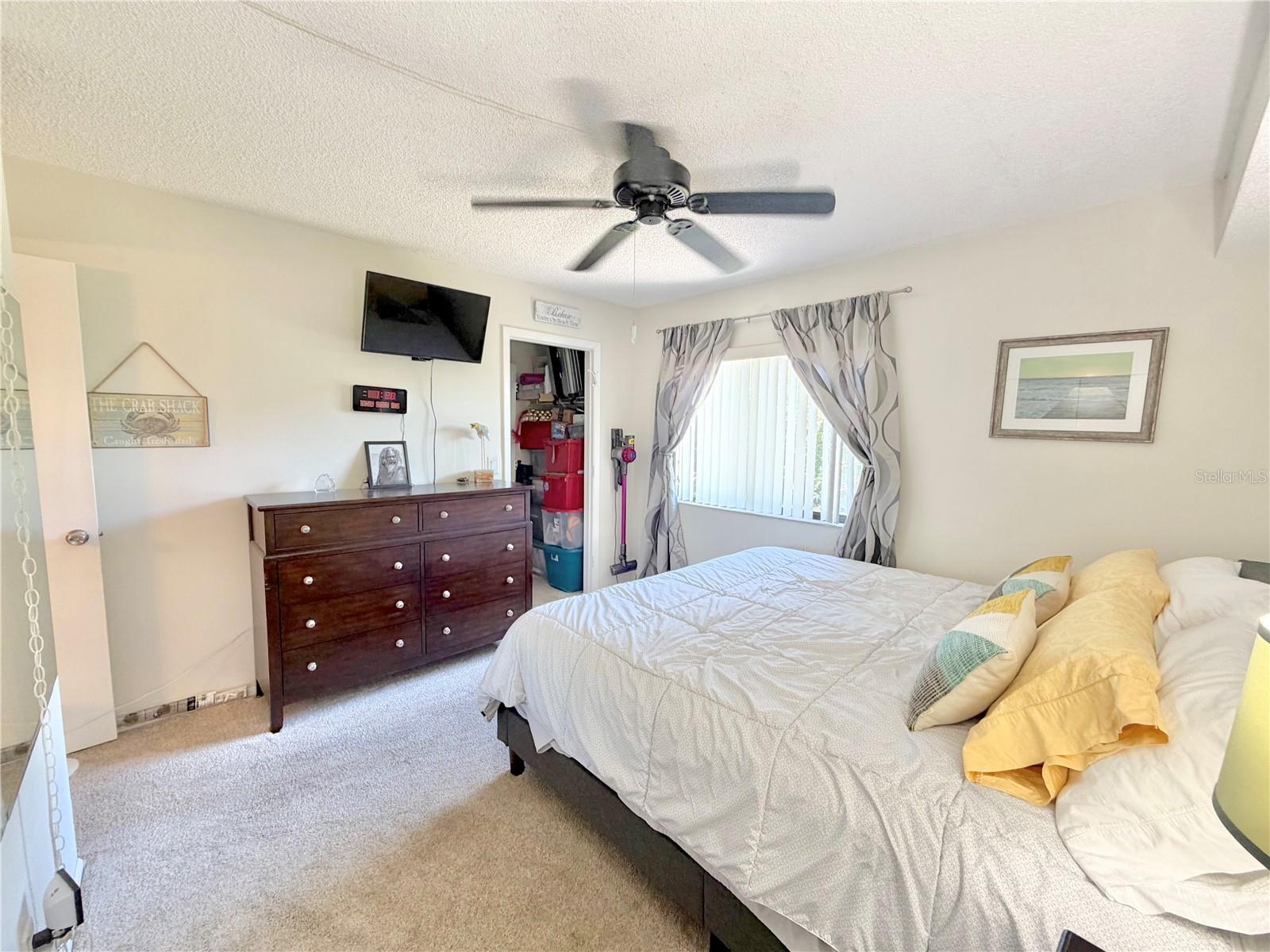 Image 18 of 26 For 2087 Hunters Glen Drive 112