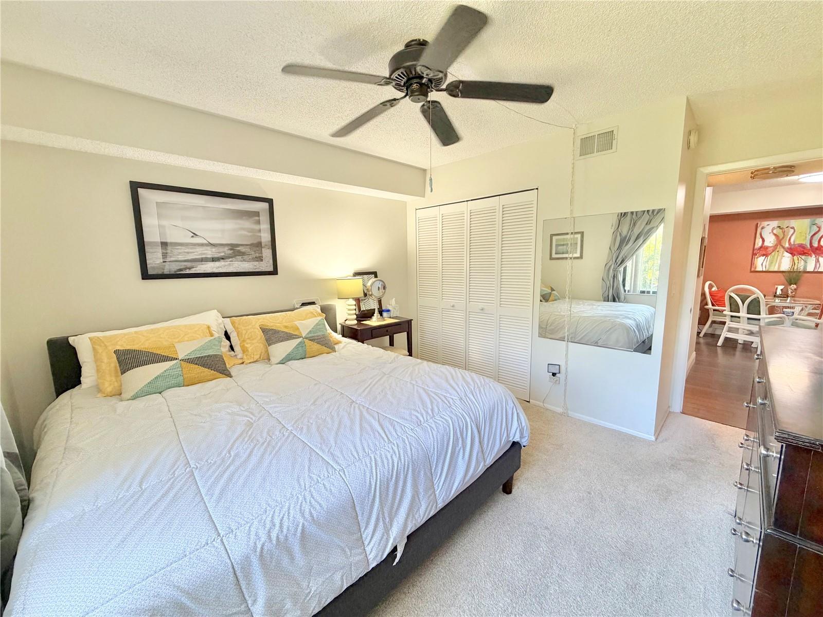 Image 19 of 26 For 2087 Hunters Glen Drive 112