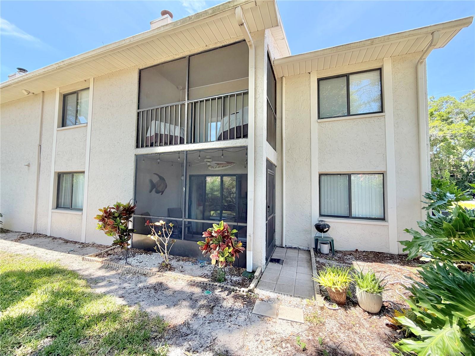 Image 22 of 26 For 2087 Hunters Glen Drive 112