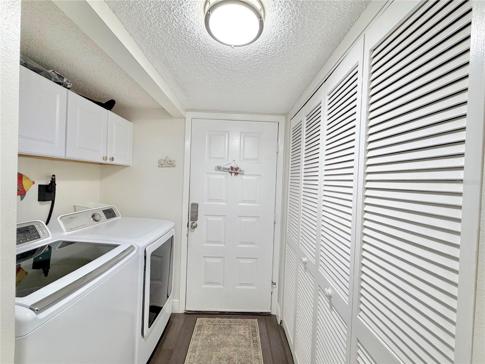 Image 4 of 26 For 2087 Hunters Glen Drive 112