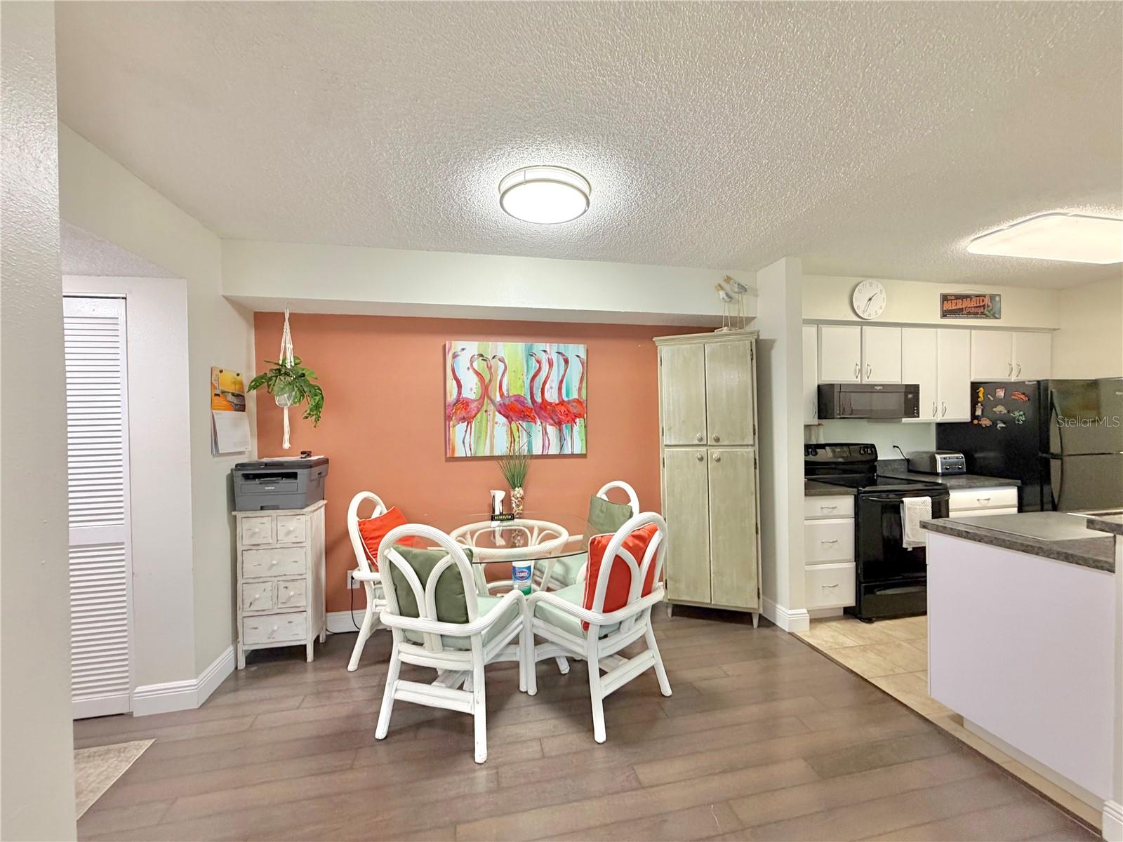 Image 9 of 26 For 2087 Hunters Glen Drive 112