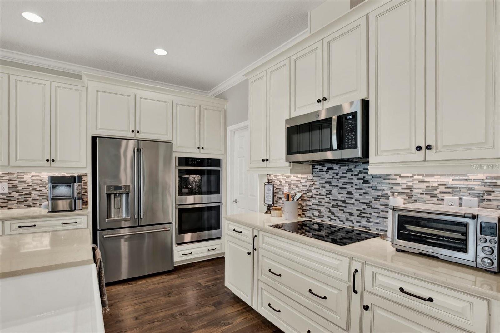 Image 10 of 76 For 31601 Holton Court