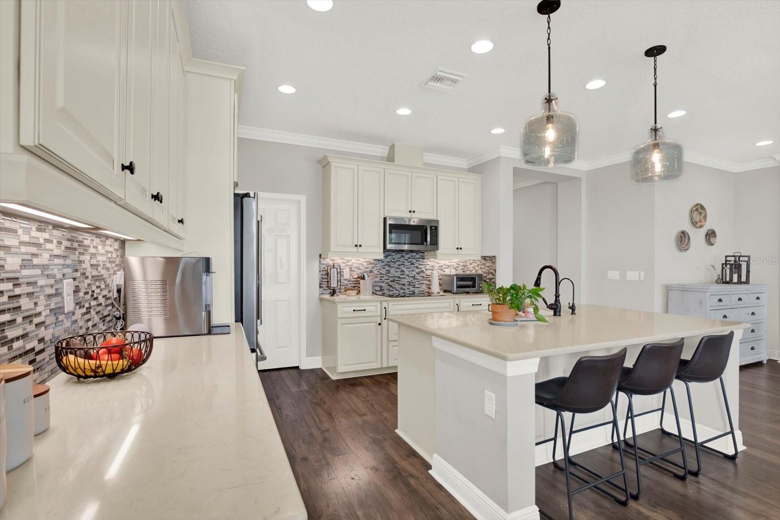 Image 13 of 76 For 31601 Holton Court