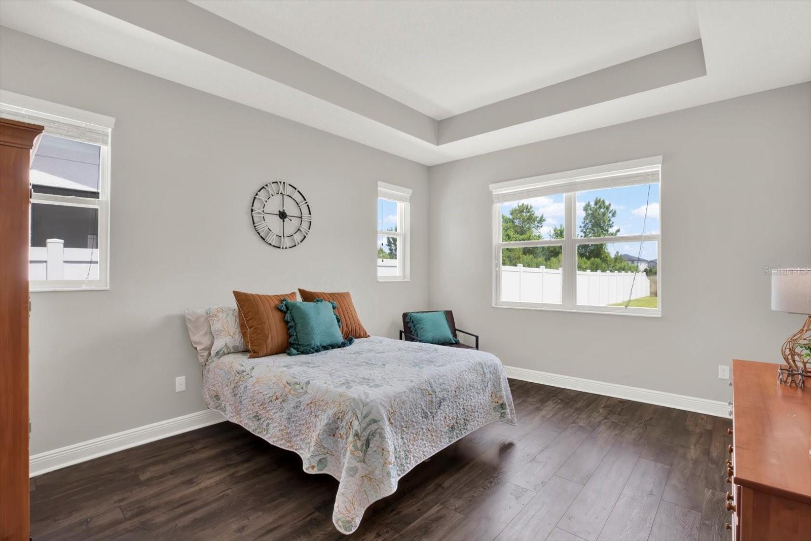 Image 22 of 76 For 31601 Holton Court