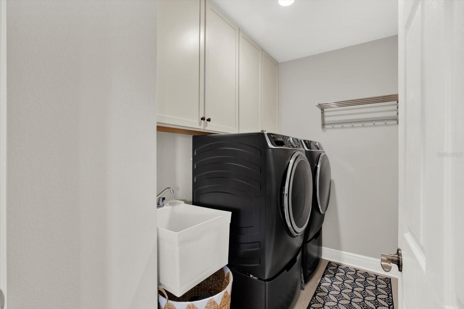 Image 29 of 76 For 31601 Holton Court