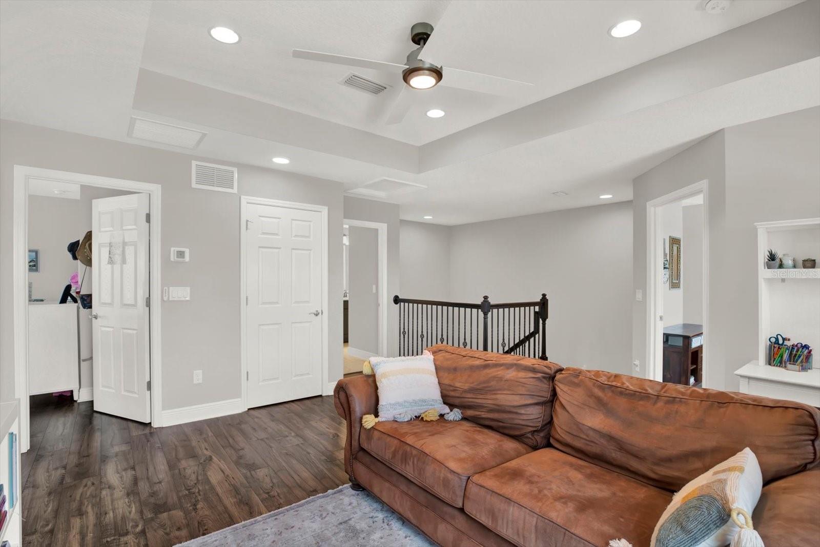 Image 34 of 76 For 31601 Holton Court