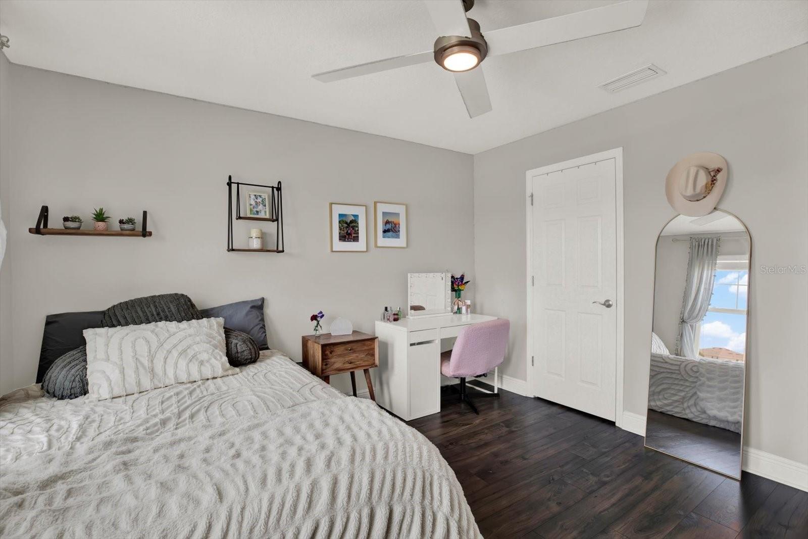 Image 37 of 76 For 31601 Holton Court