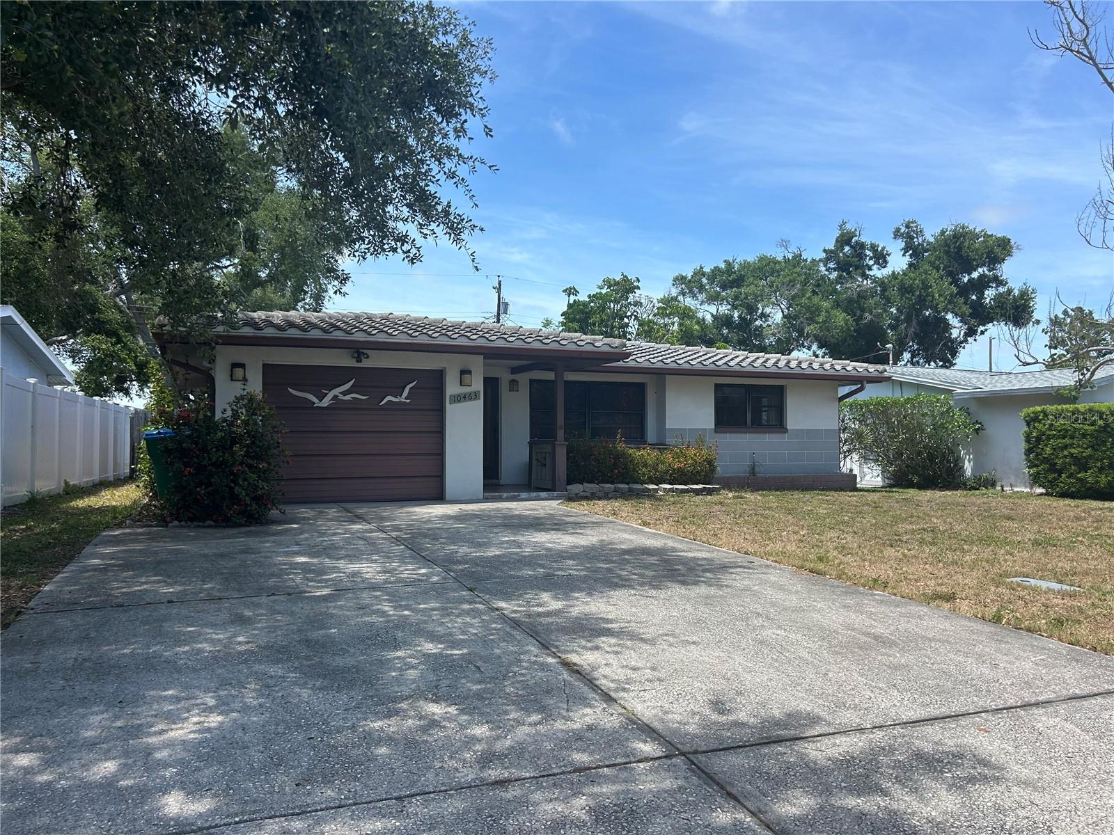 Details for 10463 Valencia Road, SEMINOLE, FL 33772