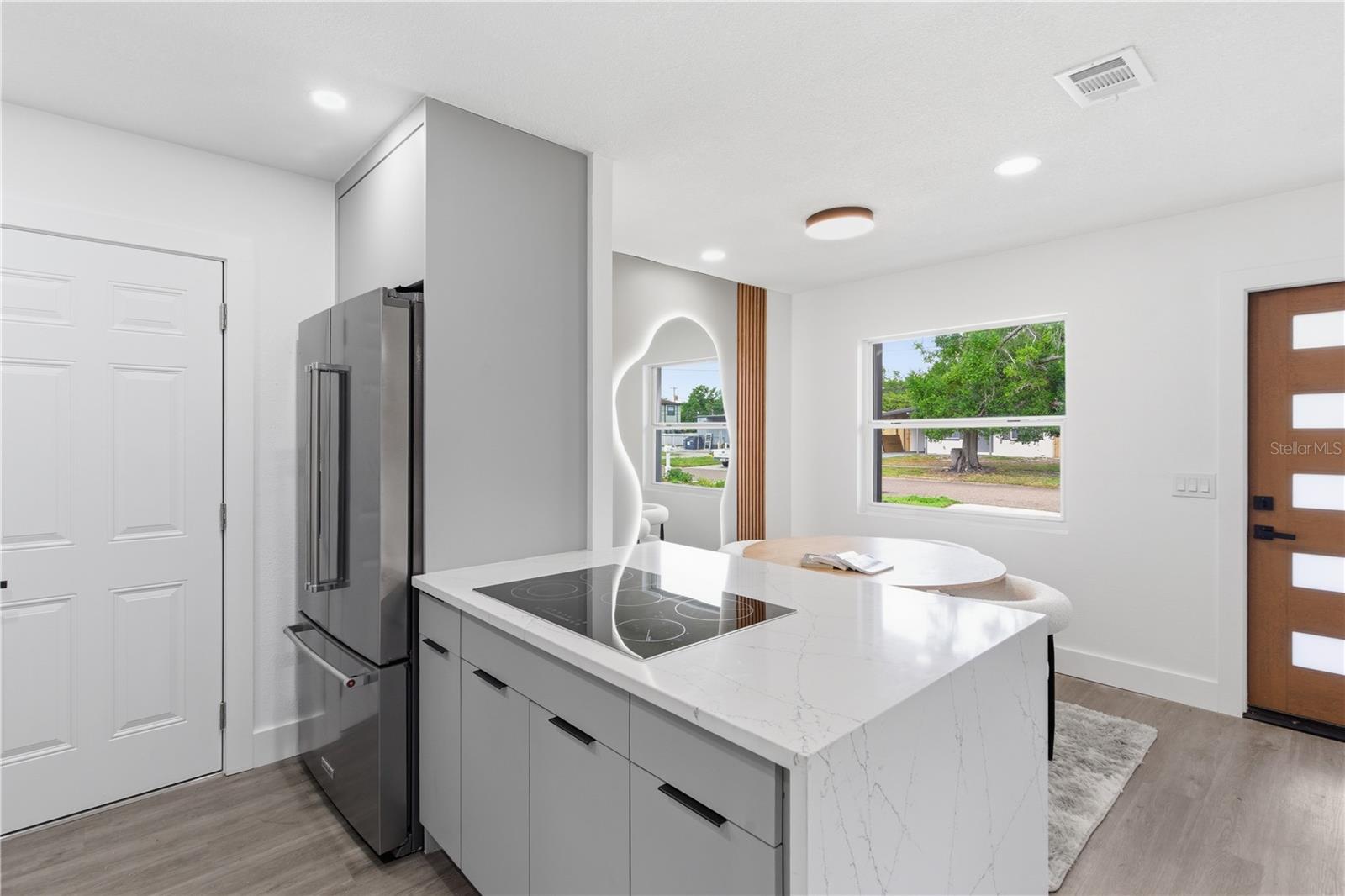 Image 11 of 28 For 6713 Mascotte Street