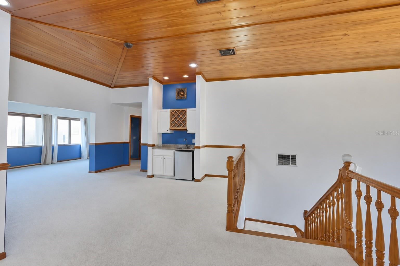 Image 22 of 72 For 1021 Symphony Isles Boulevard