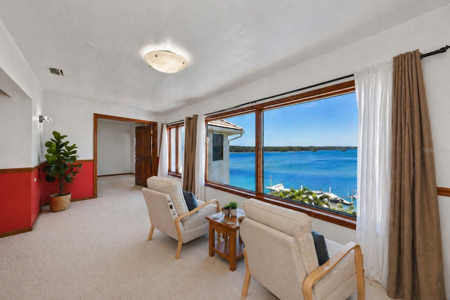 Image 24 of 72 For 1021 Symphony Isles Boulevard