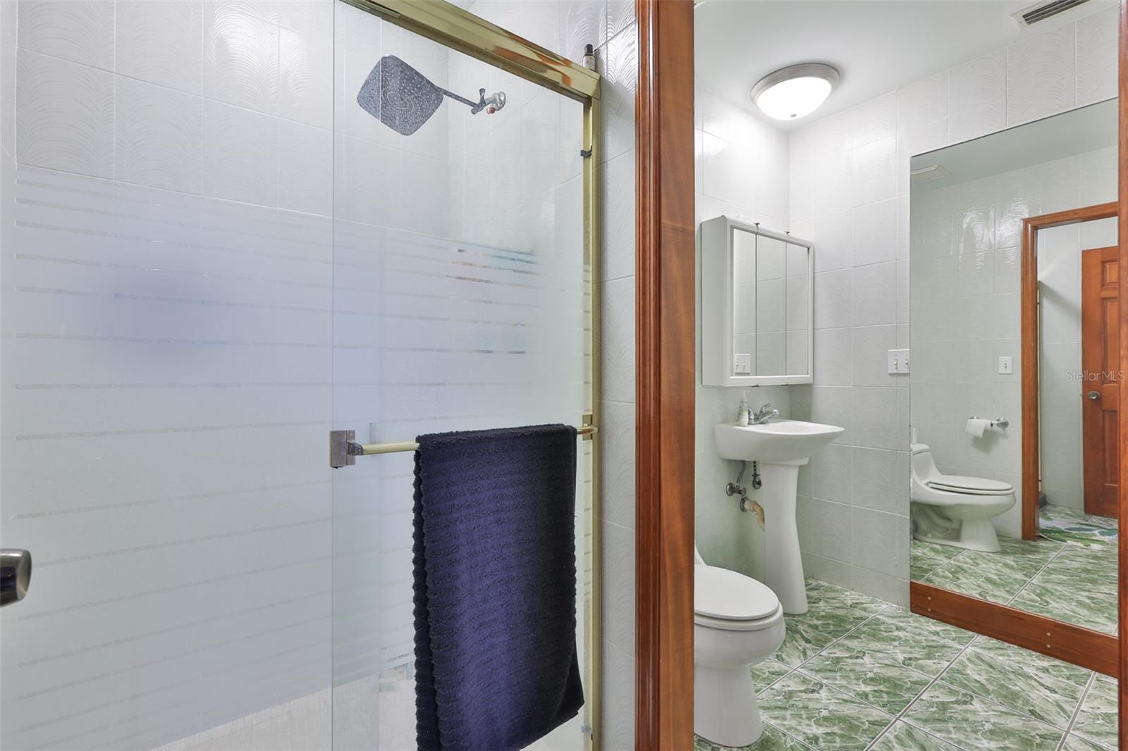 Image 42 of 72 For 1021 Symphony Isles Boulevard