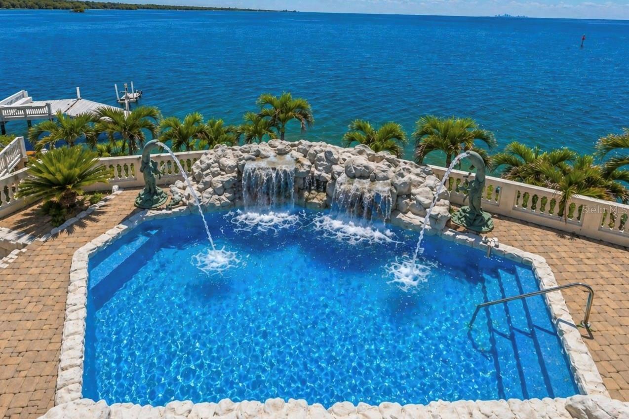 Image 6 of 72 For 1021 Symphony Isles Boulevard