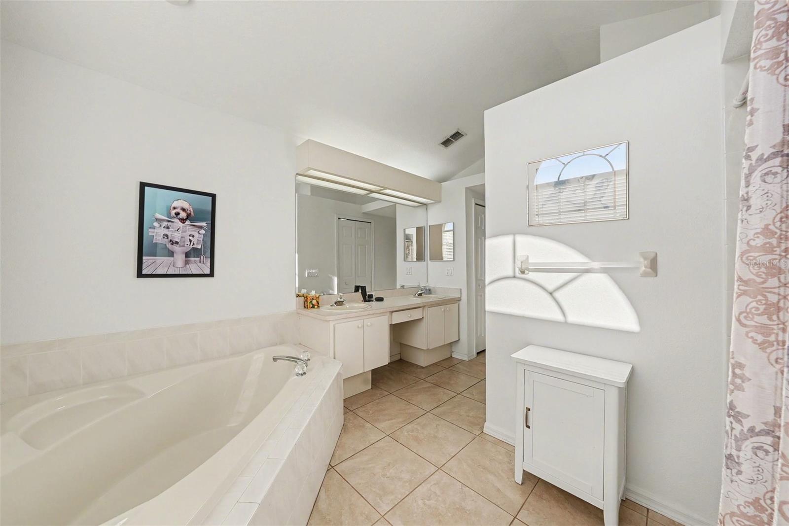 Image 22 of 30 For 5523 Hereford Drive