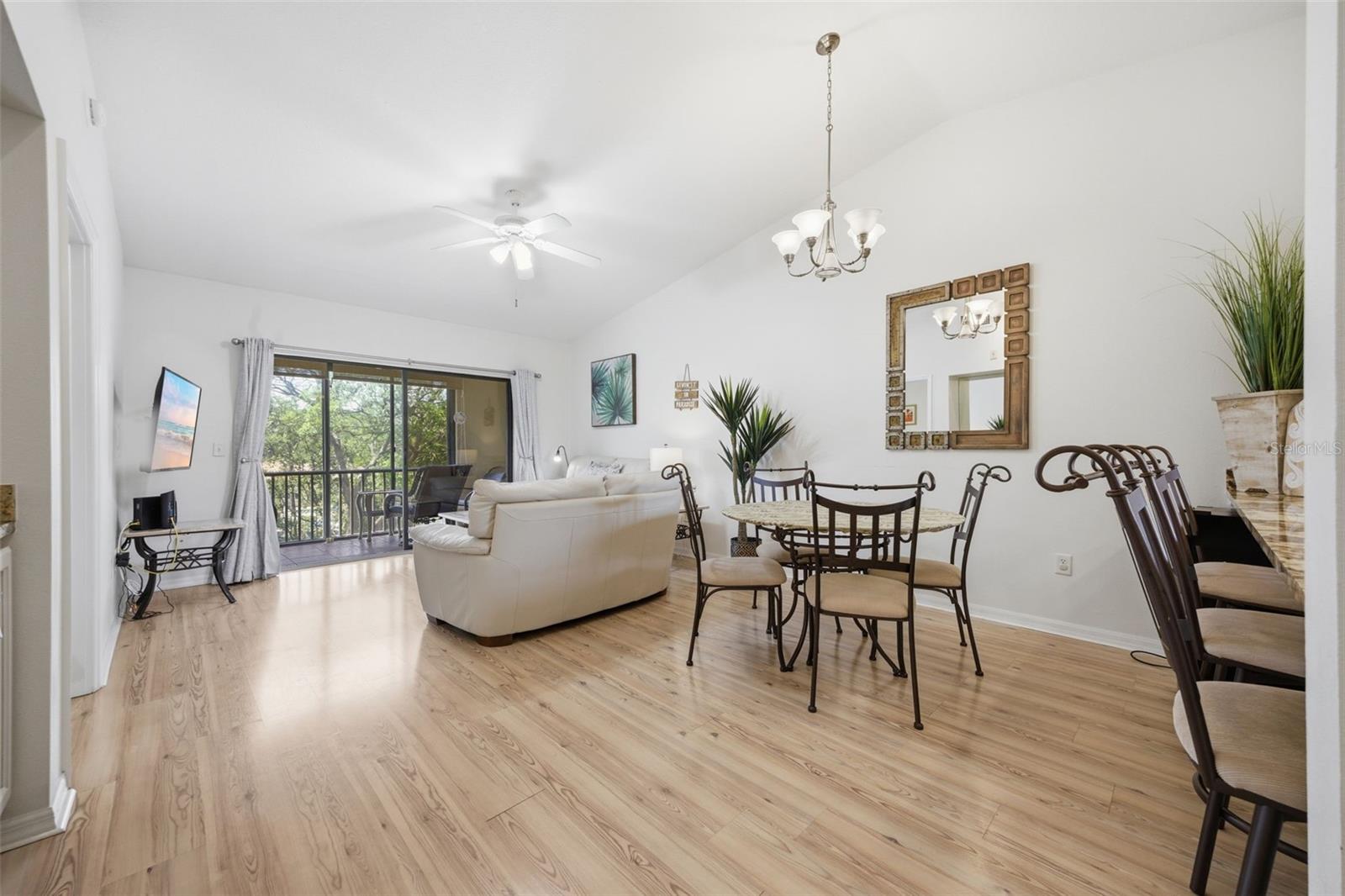 Image 9 of 46 For 1638 Seascape Circle 1638