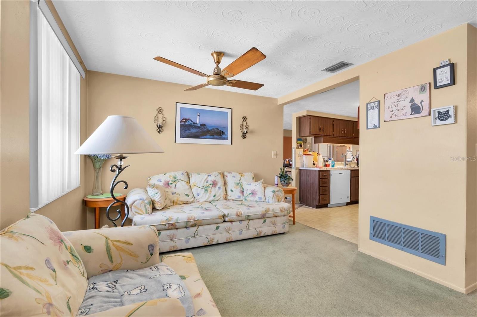 Image 4 of 28 For 3352 Seffner Drive