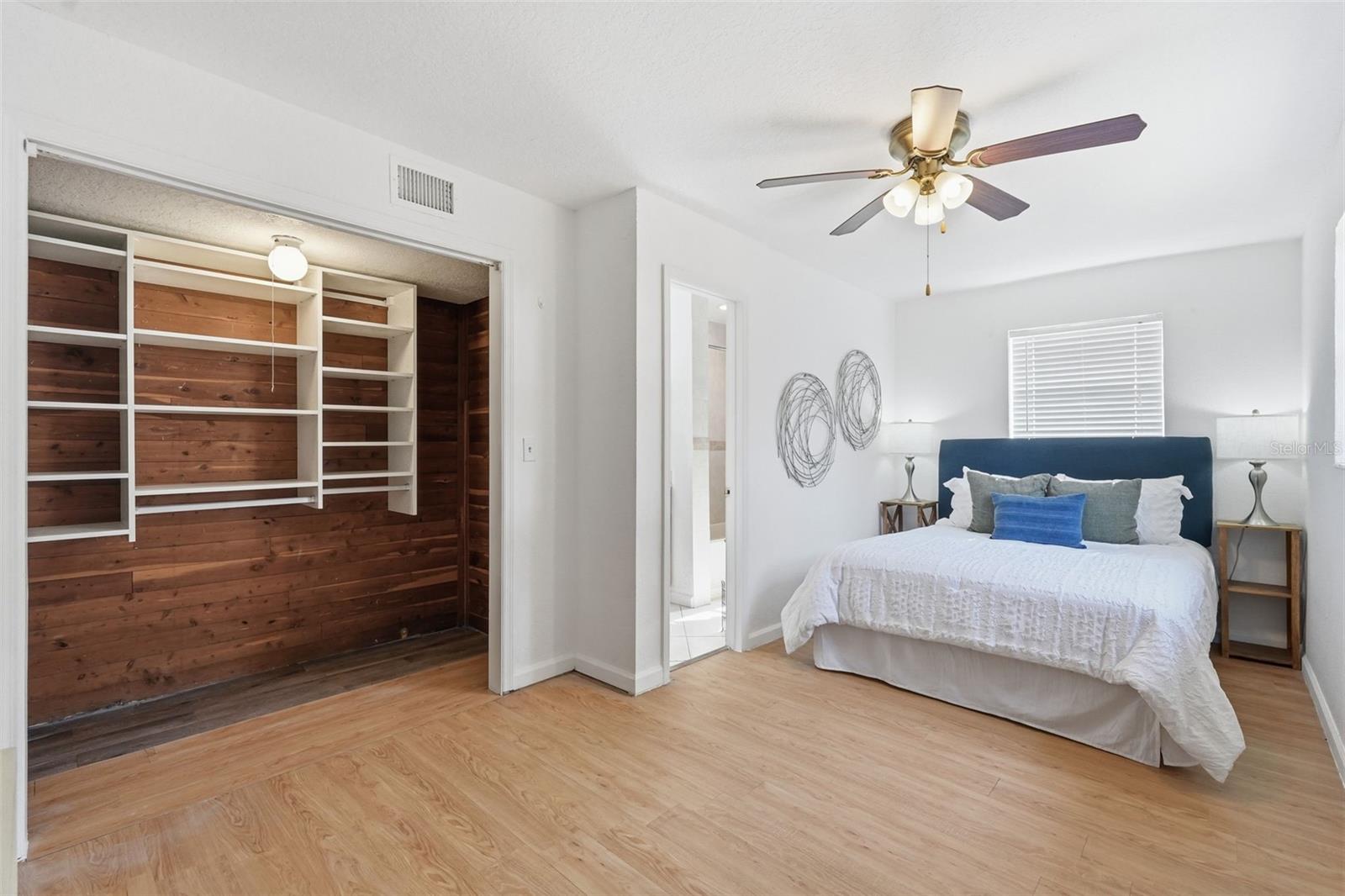 Image 14 of 28 For 5702 78th Avenue N