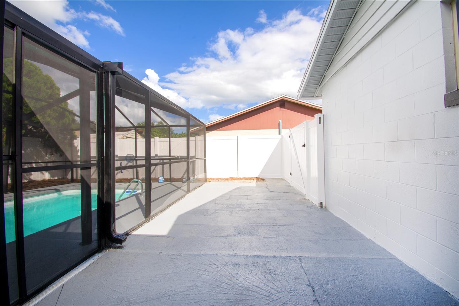 Image 30 of 30 For 9409 Lonsdale Court
