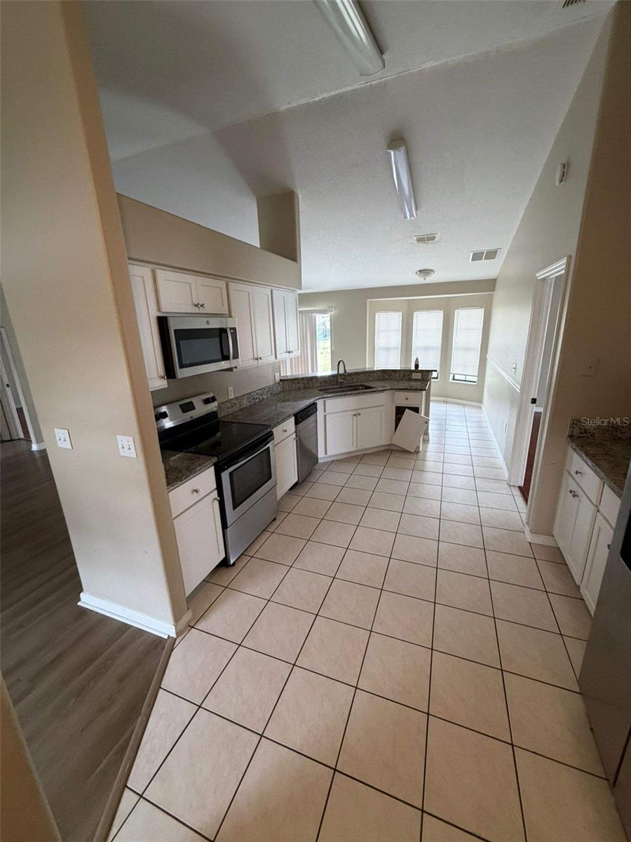 Image 10 of 38 For 2203 Summer Raye Court