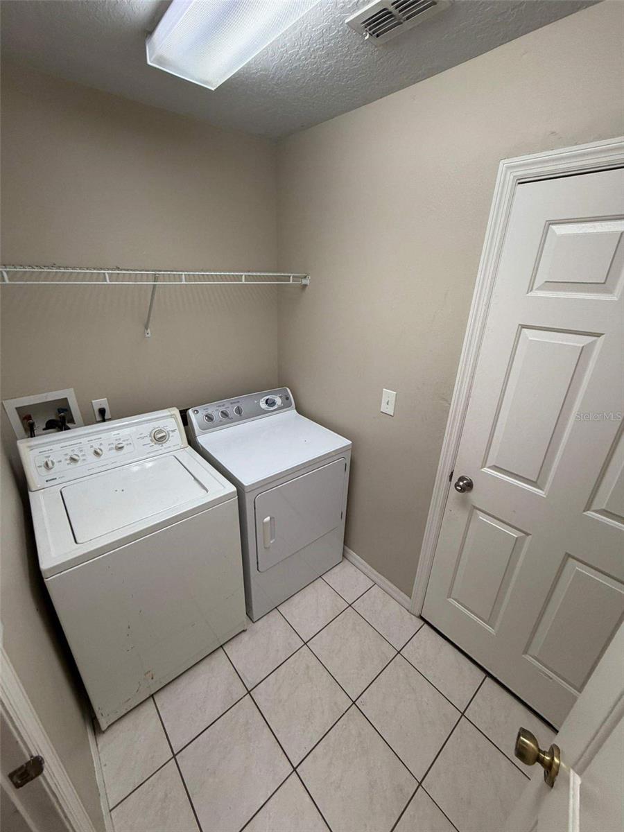 Image 15 of 38 For 2203 Summer Raye Court